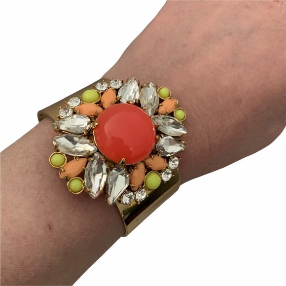 Juicy Couture Gold Cuff Rhinestone Flower Statemen - Picture 3 of 12